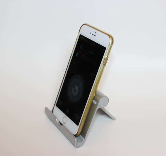 iphone stand-1